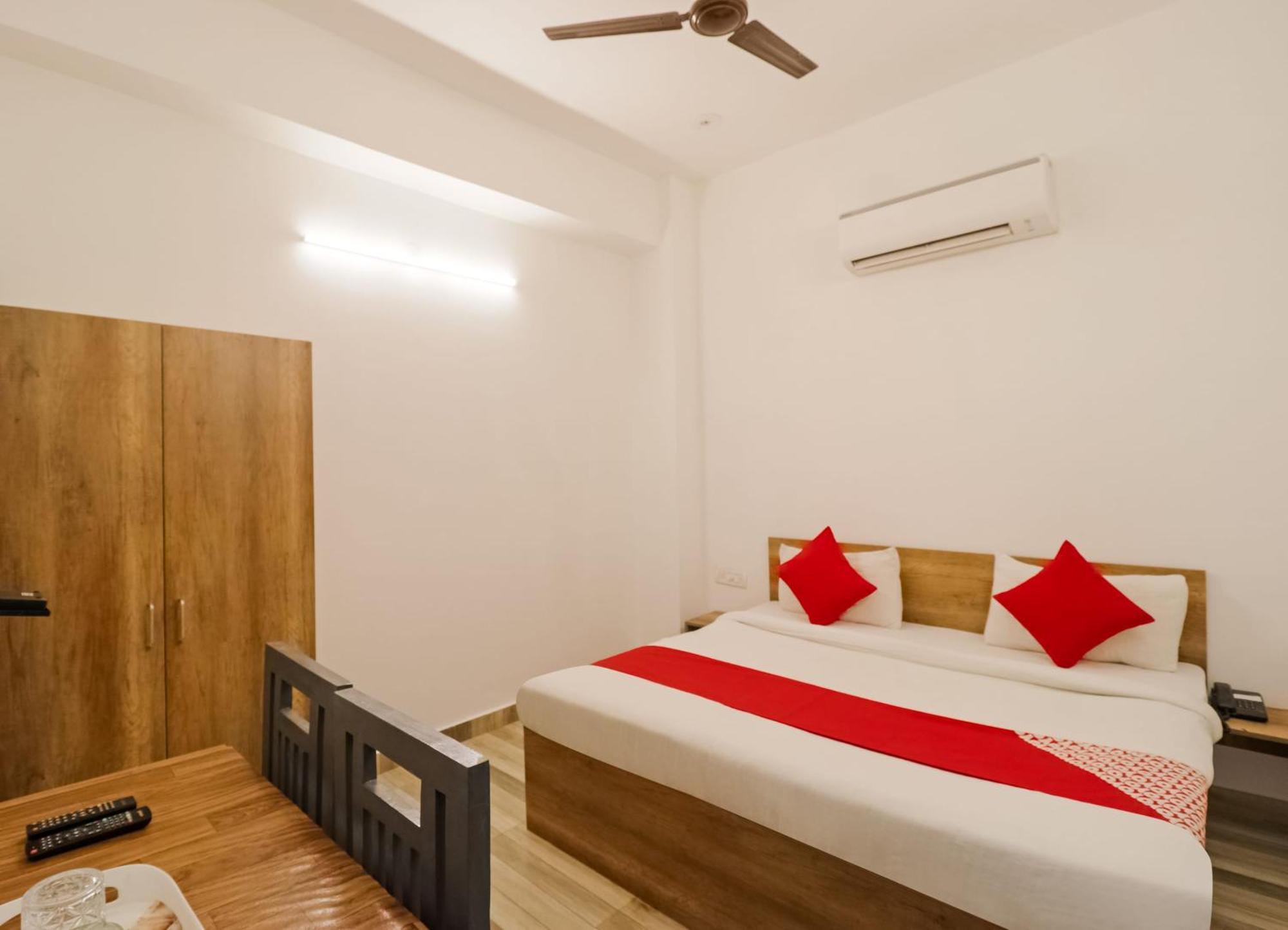 Super Hotel O Perky Stay Faridabad Exterior photo