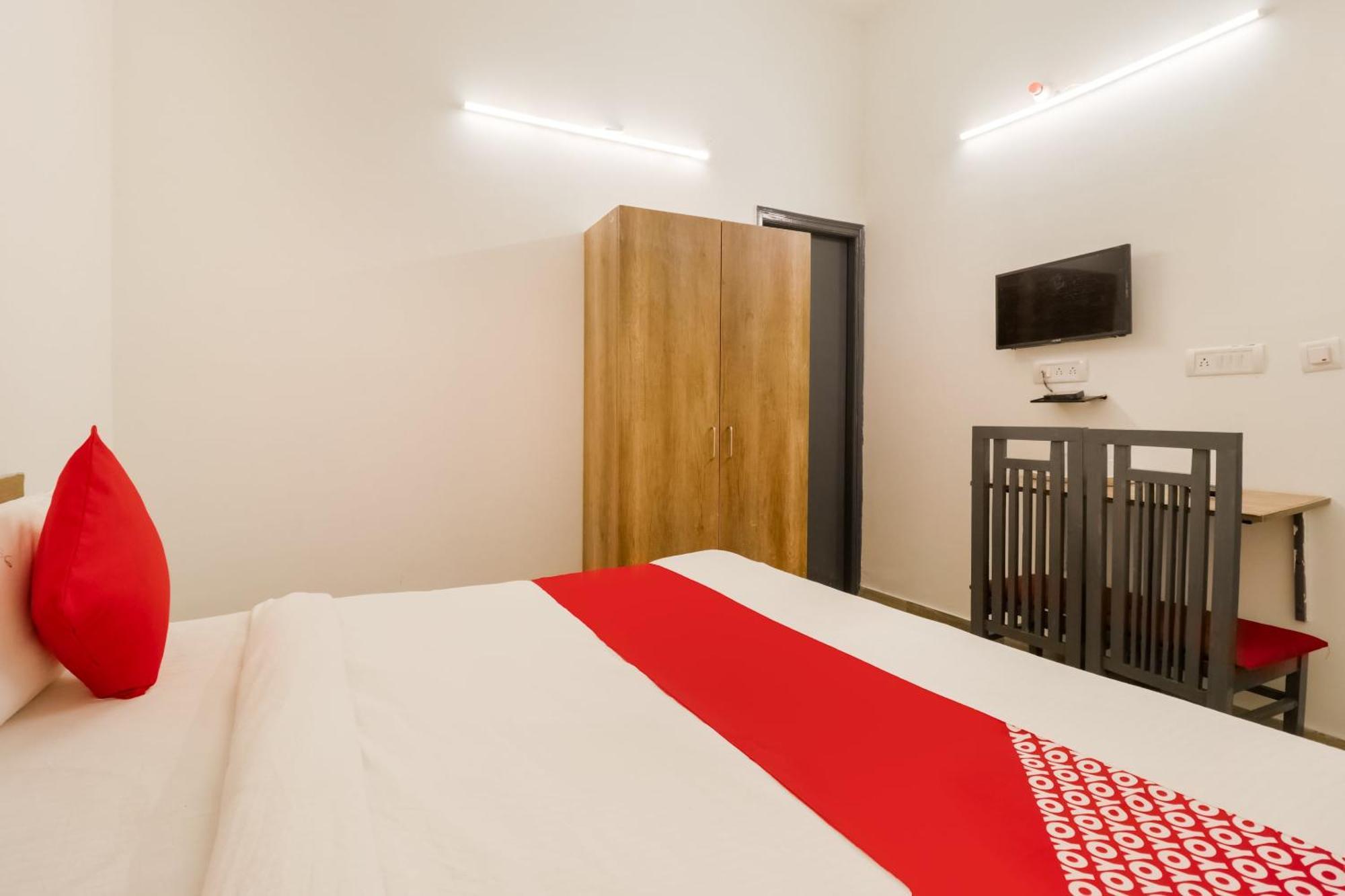 Super Hotel O Perky Stay Faridabad Exterior photo